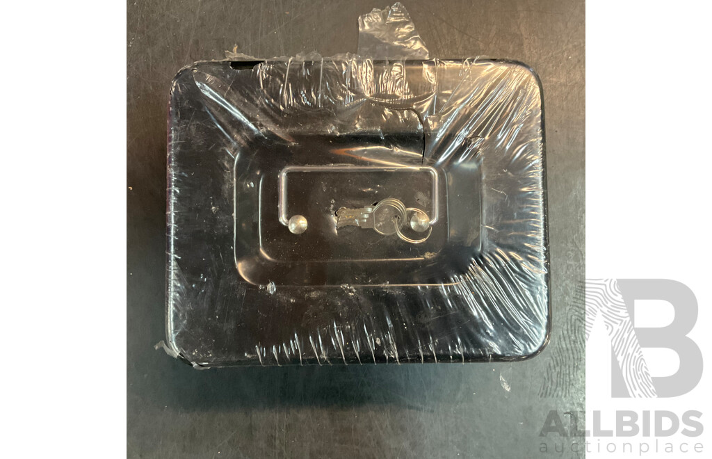 12x Lockable Cash Box in 3 Size