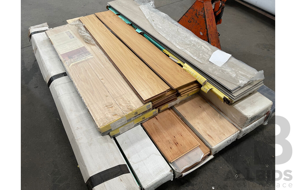 Pallet of Assorted Laminate Flooring