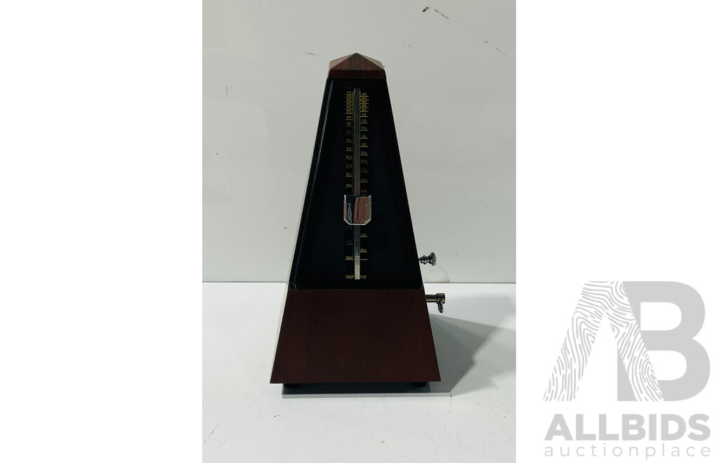 Retro Conductor Metronome