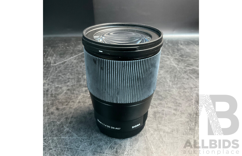 SIGMA 30mm F1.4 & 16mm F1.4 Lens for E- Mount