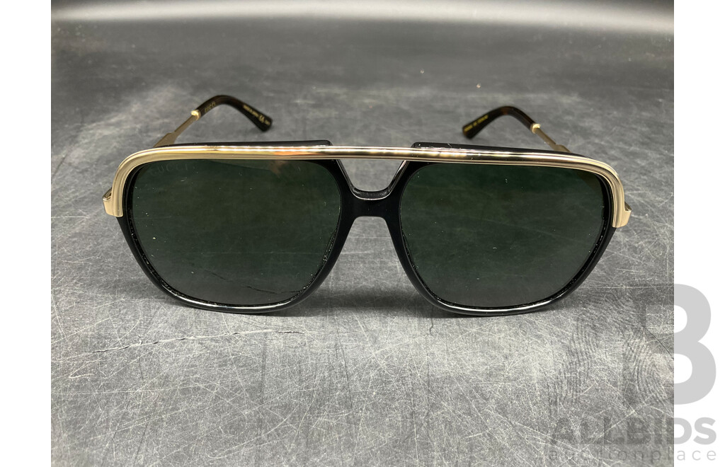 Eyeware Branded GUCCI (GG0200S) Size 57 14-145