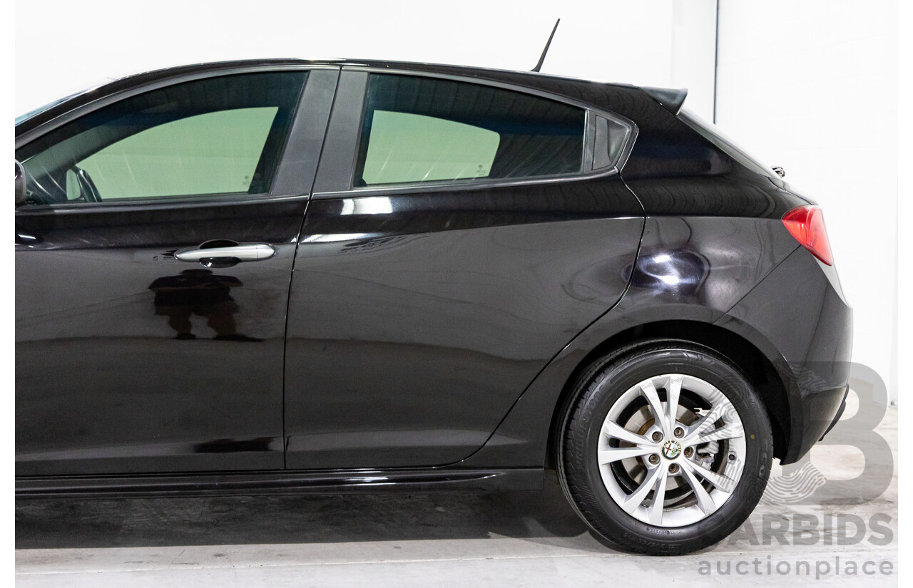 6/2014 Alfa Romeo Giulietta Progression 1.4 5d Hatchback Etna Black Metallic Turbo 1.4L