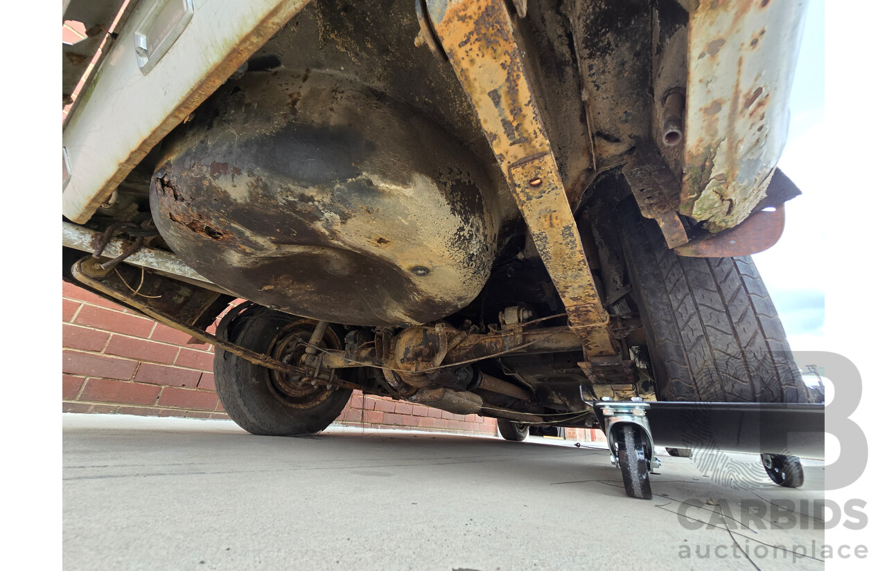 10/1972 Ford Capri XL Mk1 2d Sedan Shadow Grey 1.6L