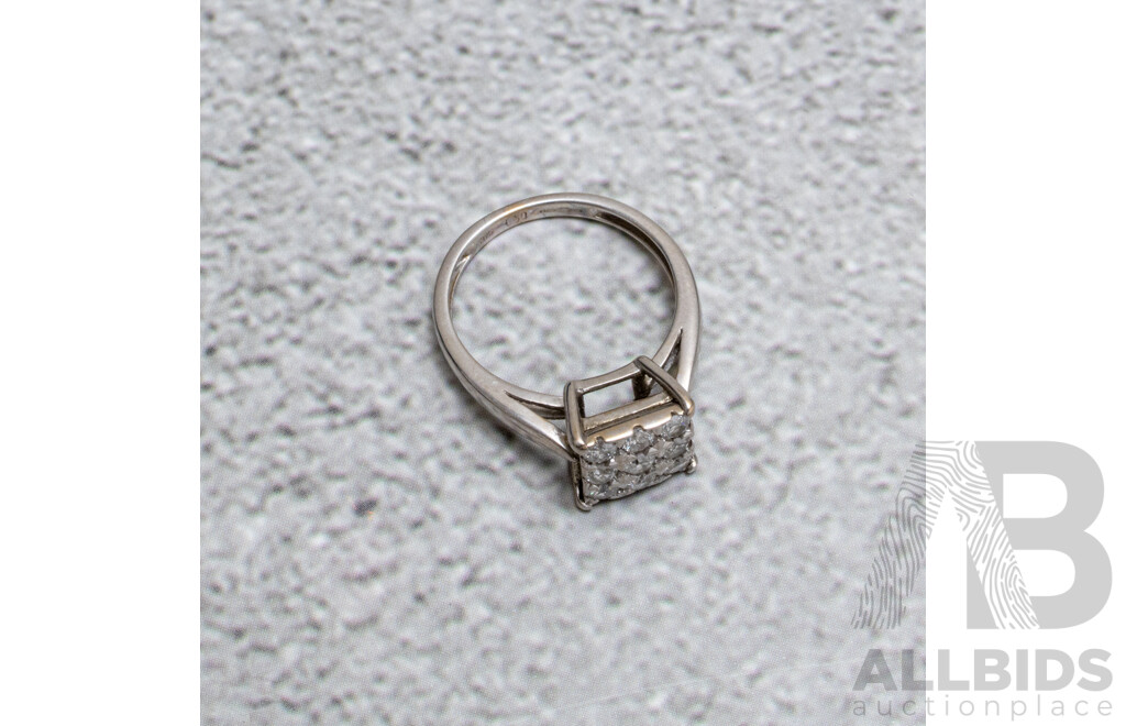 9ct White Gold Diamond Cluster Ring, TDW 0.50ct, Size K, 2.66 Grams