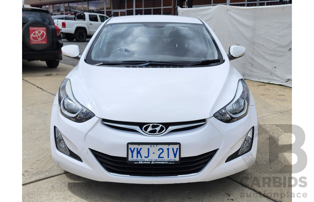 11/2014 Hyundai Elantra Trophy MD SERIES 2 (MD3) 4d Sedan White 1.8L