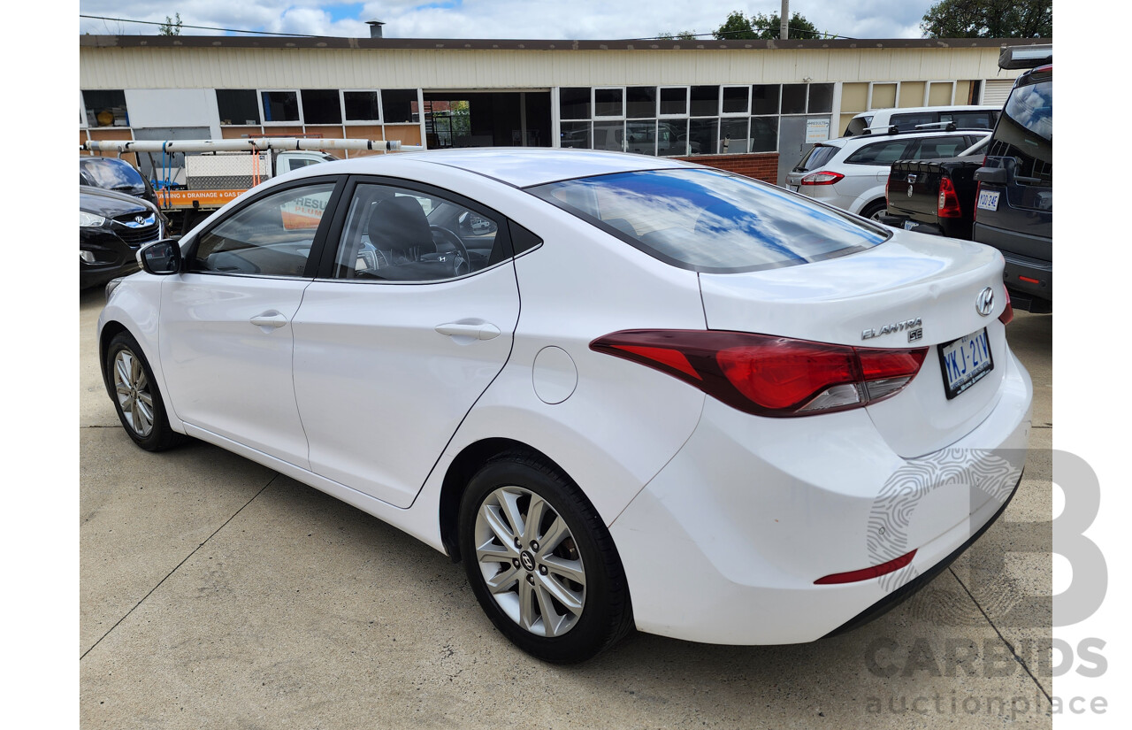 11/2014 Hyundai Elantra Trophy MD SERIES 2 (MD3) 4d Sedan White 1.8L