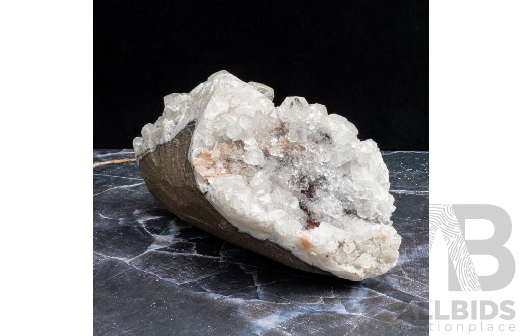 Large Quartz Crystal Cluster