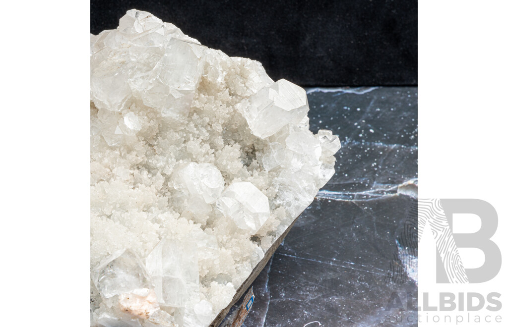 Large Quartz Crystal Cluster