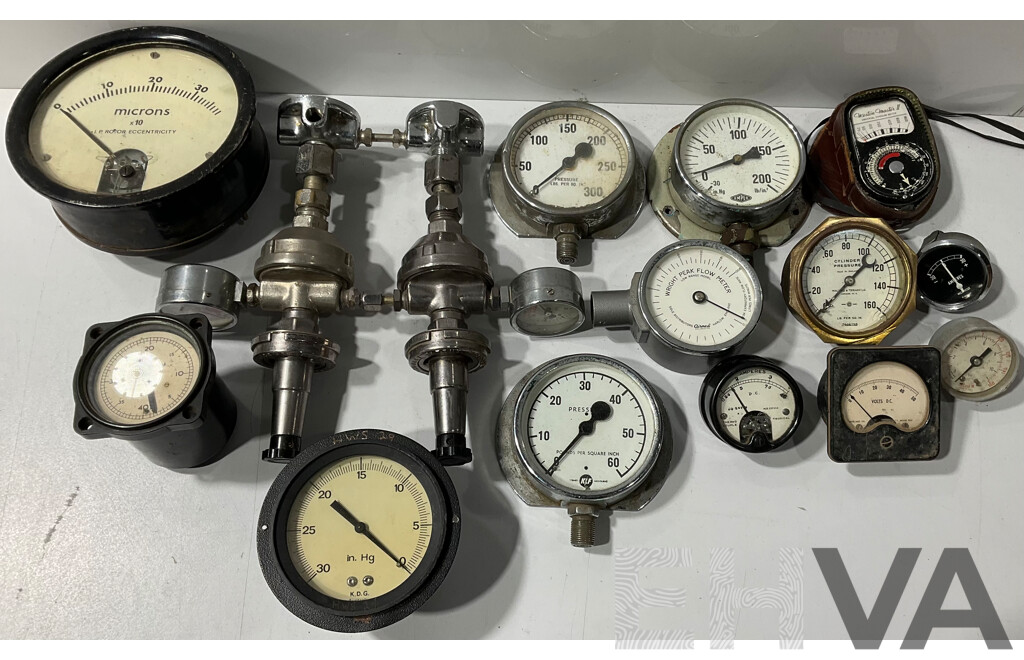 Collection of Vintage Pressure Gauges - Lot of 14