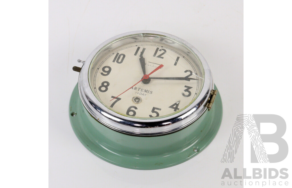 Artemis 14 Day Wall Clock