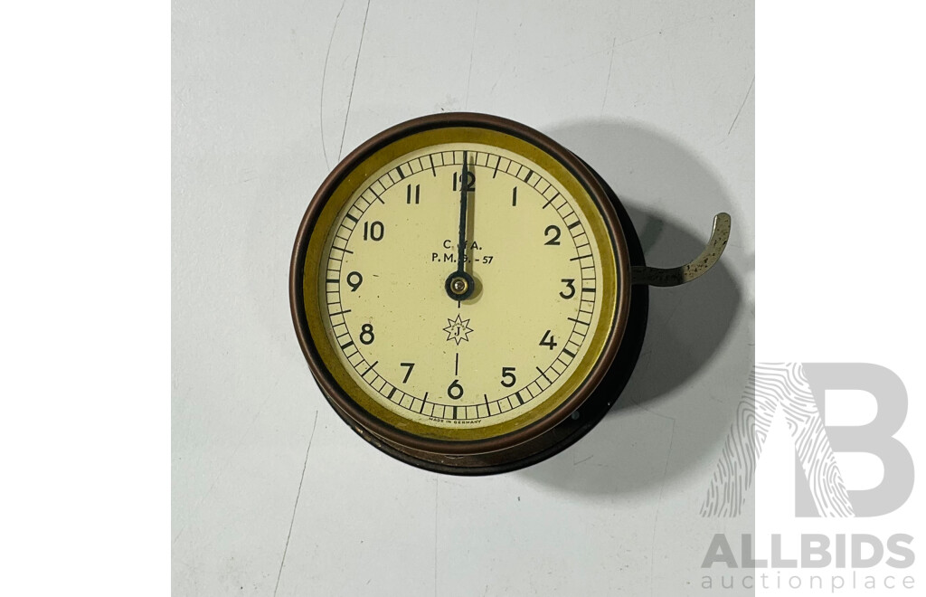 Vintage Junghans Commonwealth of Australia P.M.G General Exchange Timer