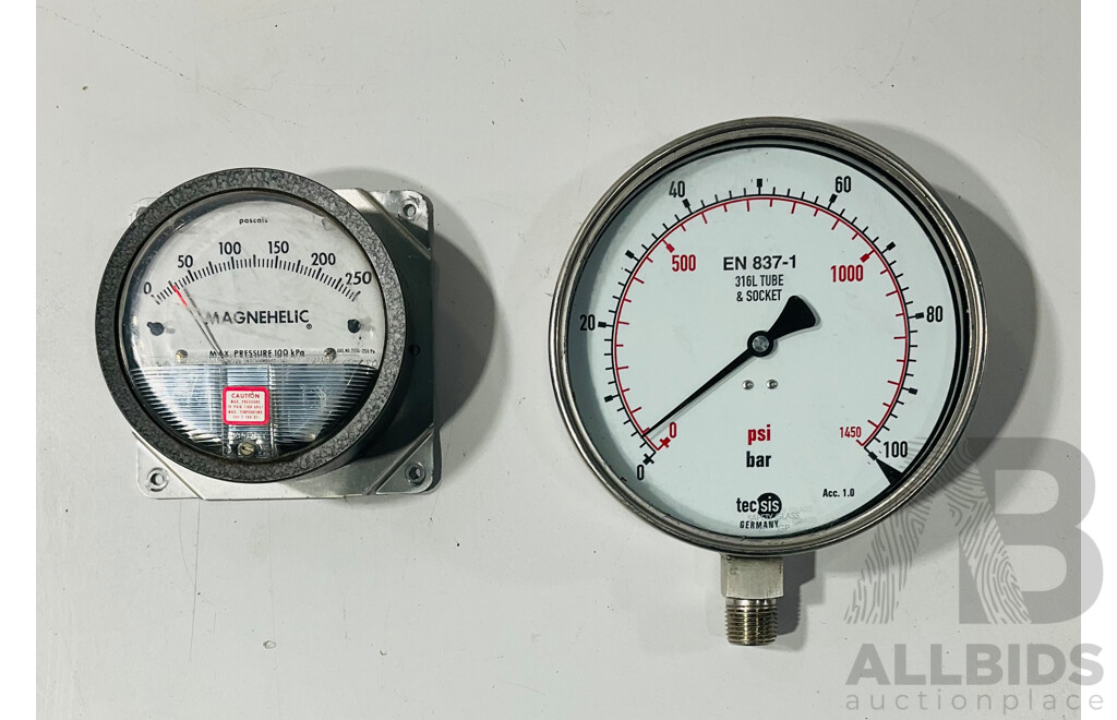 Collection of Vintage Gauges Including K.D.G Australia Vacuum, Dwyer Magnehelic, Tecsis Germany Tube & Socket, Two Wika PSI/BAR