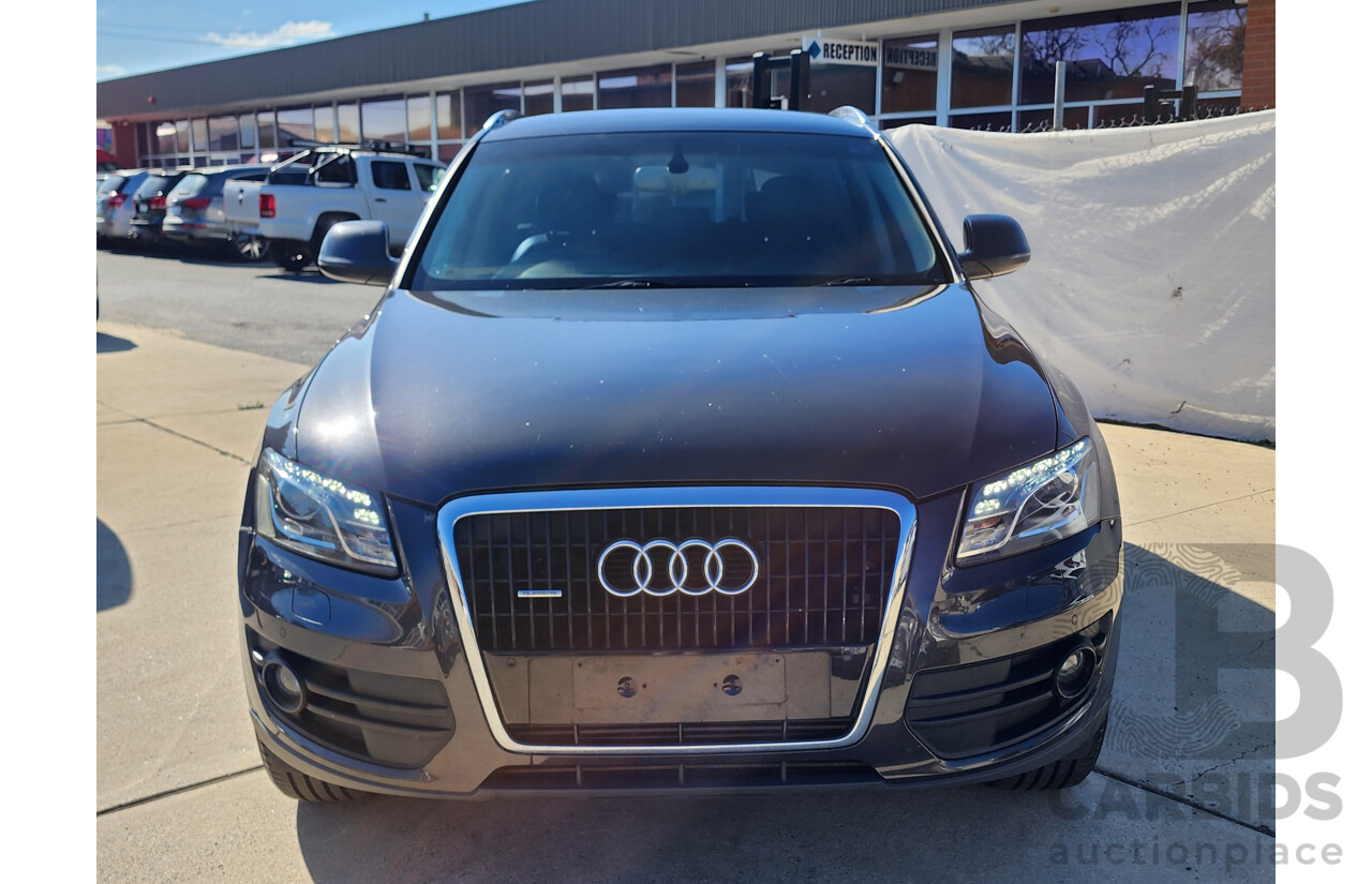 2/2012 Audi Q5 3.0 TDI Quattro 8R MY12 4d Wagon Grey 3.0L