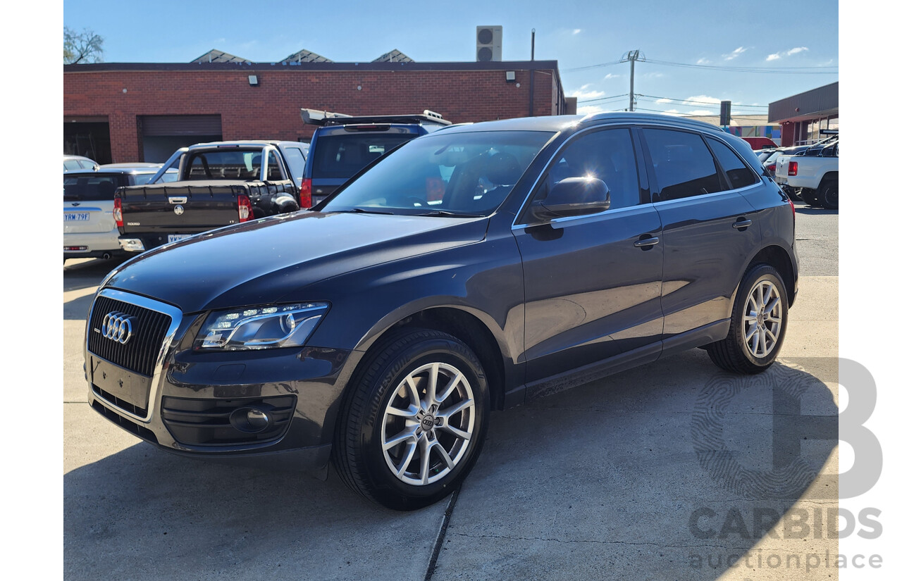 2/2012 Audi Q5 3.0 TDI Quattro 8R MY12 4d Wagon Grey 3.0L