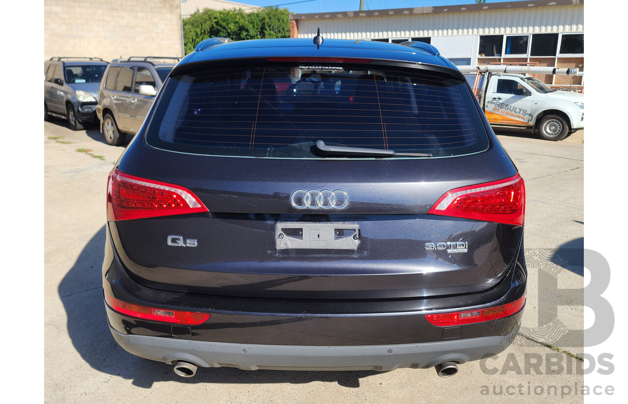 2/2012 Audi Q5 3.0 TDI Quattro 8R MY12 4d Wagon Grey 3.0L