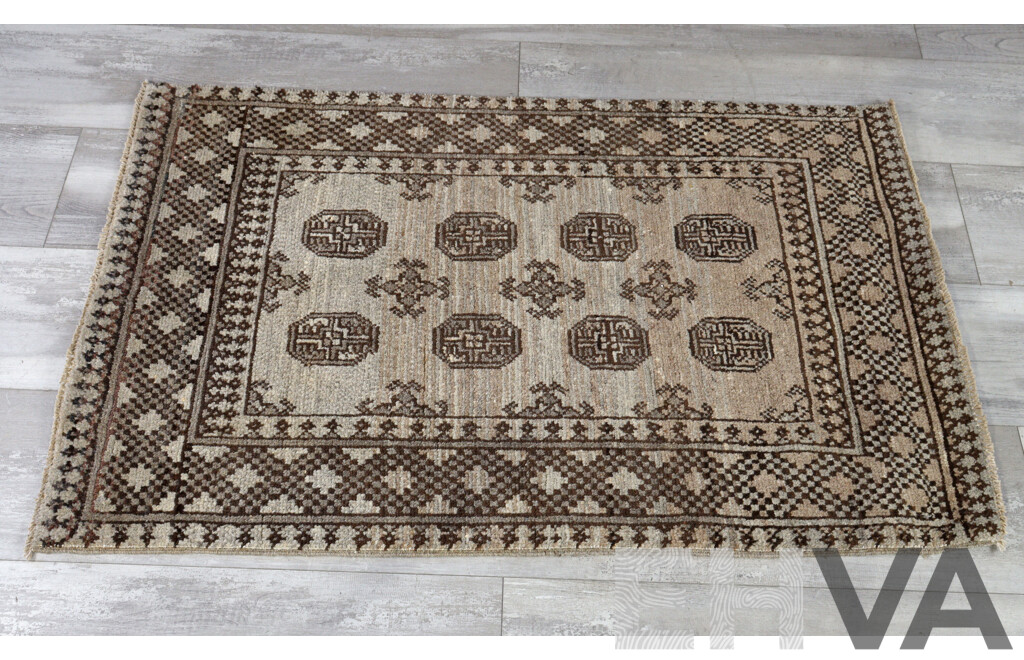 Hand Knotted Afghan Wool Rug with Muted Colour and Gul Motif