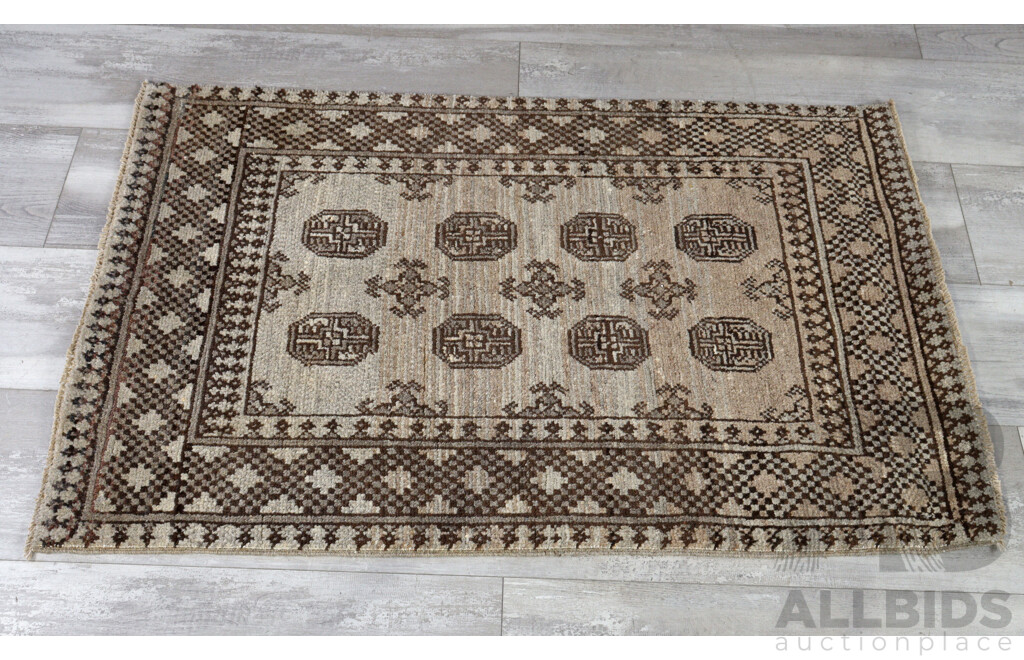 Hand Knotted Afghan Wool Rug with Muted Colour and Gul Motif