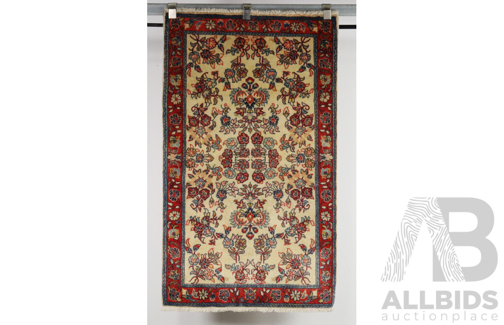 Hand Knotted Persian Thick Soft Wool Rug with Floral Design