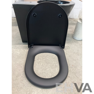 Verotti Vivo Wall Hung Pan Thick Seat Rimless Toilet White & Black - Lot of 9 - Total ORP $4,275.00