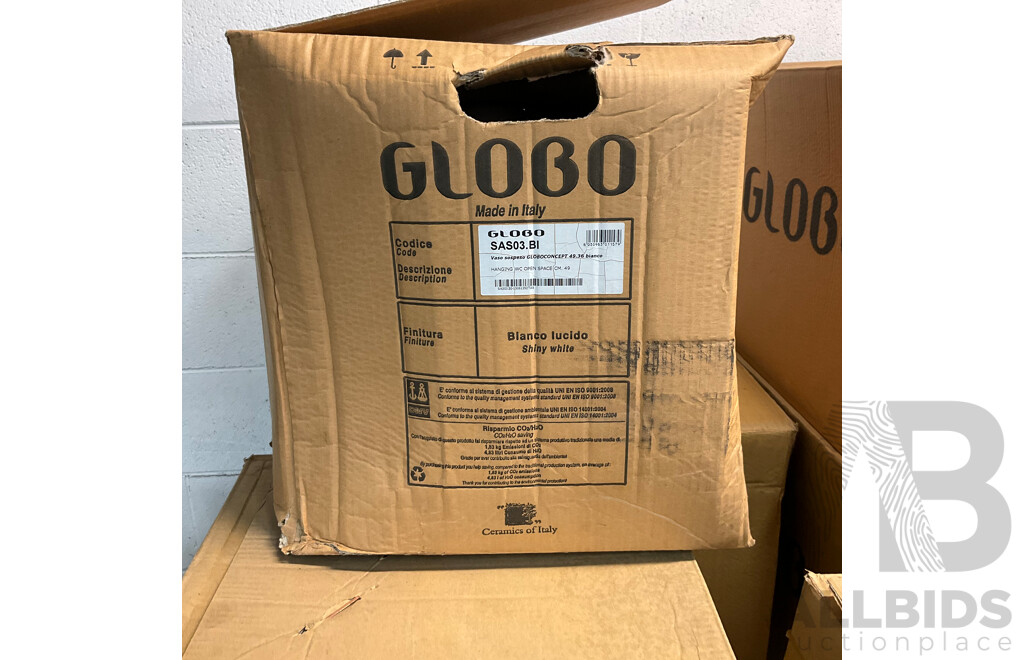 10x GLOBO Toilet (SAS03.BI,SA005.BI,SSSN2.BI) with 8 X Soft Close Seats