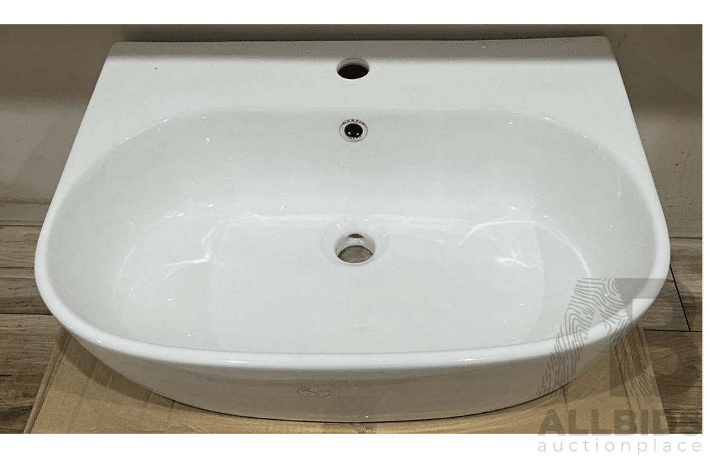 Pallet of VEROTTI LV60 Luci Zero 600 Wall Bench Basin