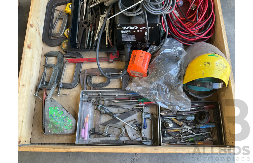 Pallet of Mixed Hardware & Tools - Mig Welder, Extension Leads, Clamps, Tape Measures, Hand Tools