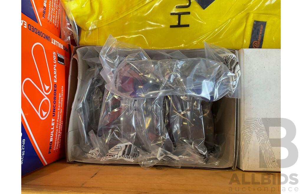 Pallet of PPE - Bisley & Hard Yakka Work Clothing, Safety Glasses (x24), Jerry Cans 5L (x3), 10L (x2), 20L (x2)