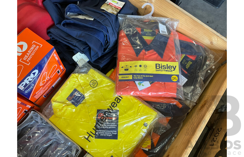 Pallet of PPE - Bisley & Hard Yakka Work Clothing, Safety Glasses (x24), Jerry Cans 5L (x3), 10L (x2), 20L (x2)