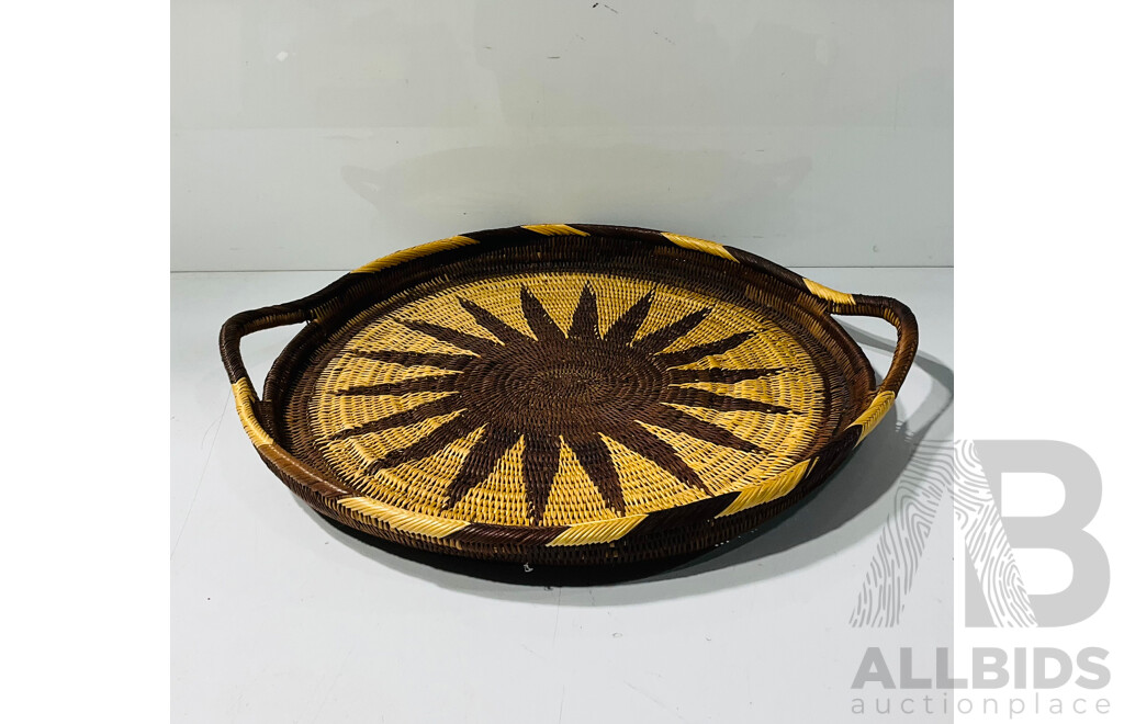 Wonderful Vintage Hand Woven Buka Basket, Papua New Guinea, 42 x 42 cm (diameter Across)