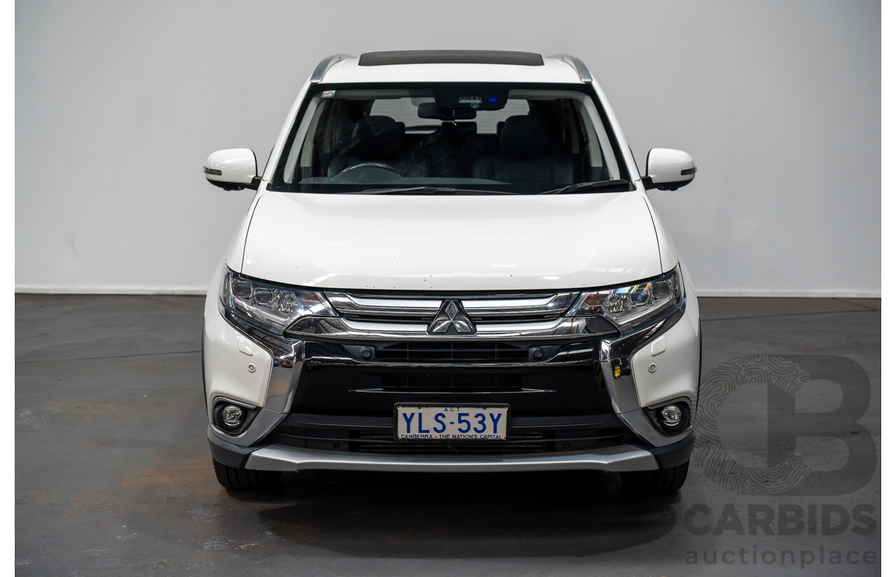 12/2016 Mitsubishi Outlander EXCEED (AWD) ZK MY16 4D Wagon White Turbo Diesel 2.3L