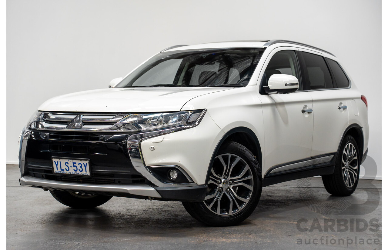 12/2016 Mitsubishi Outlander EXCEED (AWD) ZK MY16 4D Wagon White Turbo Diesel 2.3L