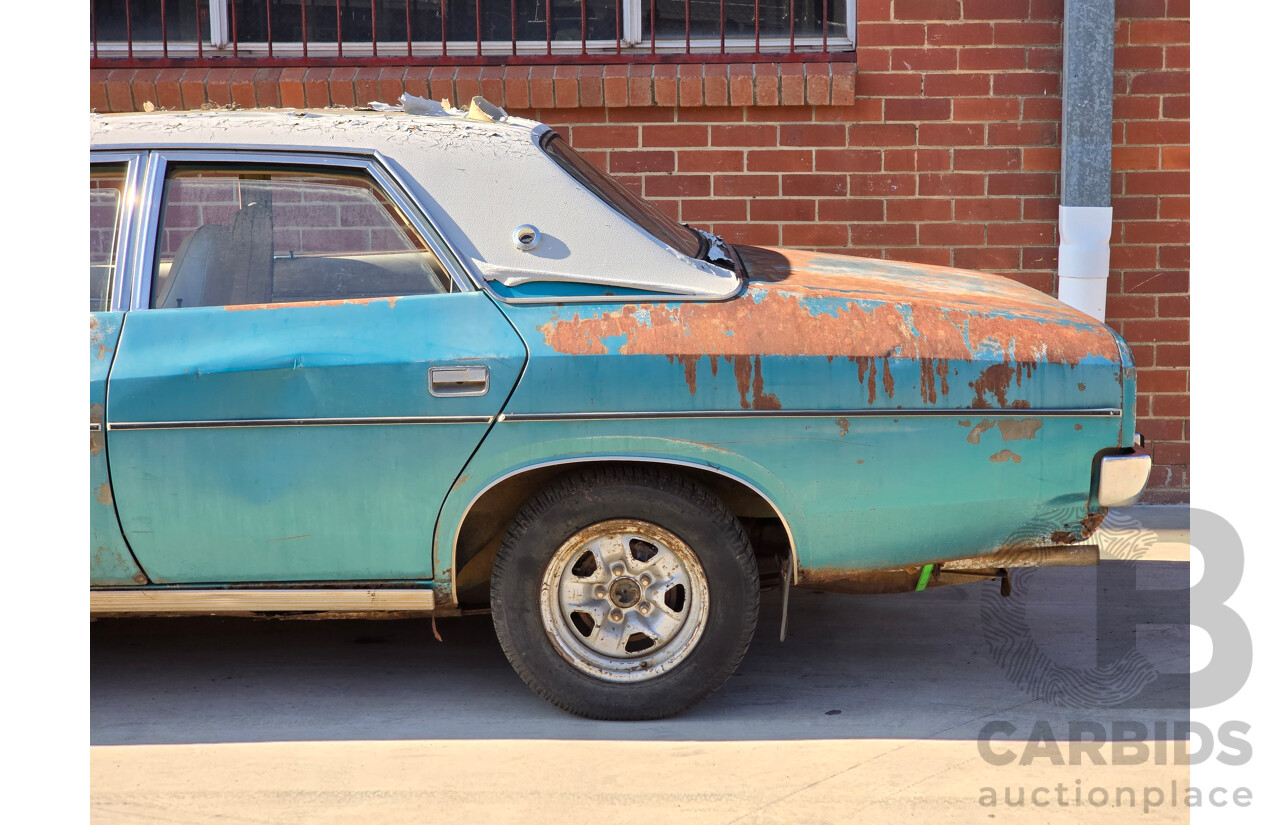 9/1976 Chrysler Valiant VK Regal 4d Sedan Crystal Turquoise V8 5.2L