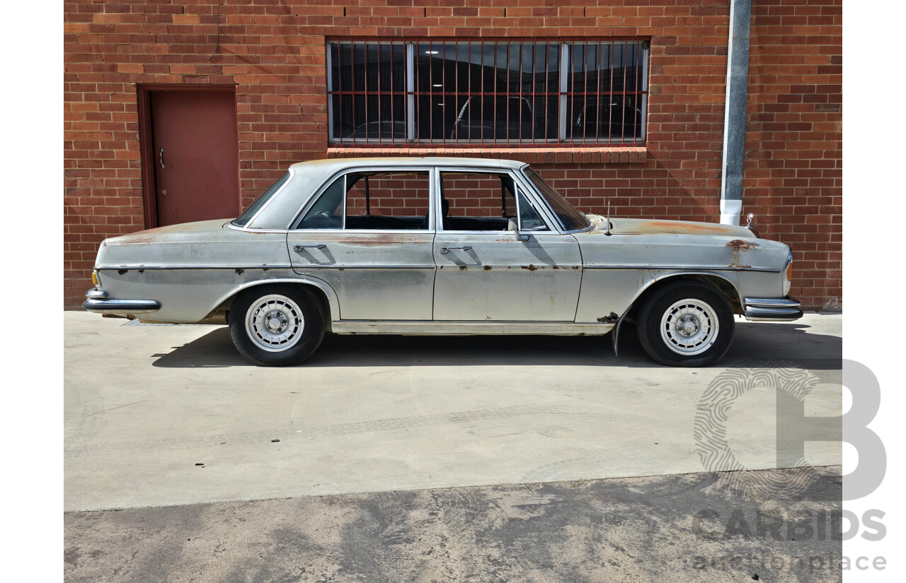 11/1971 Mercedes Benz 280SE 3.5 W108 4d Sedan Silver V8 3.5L