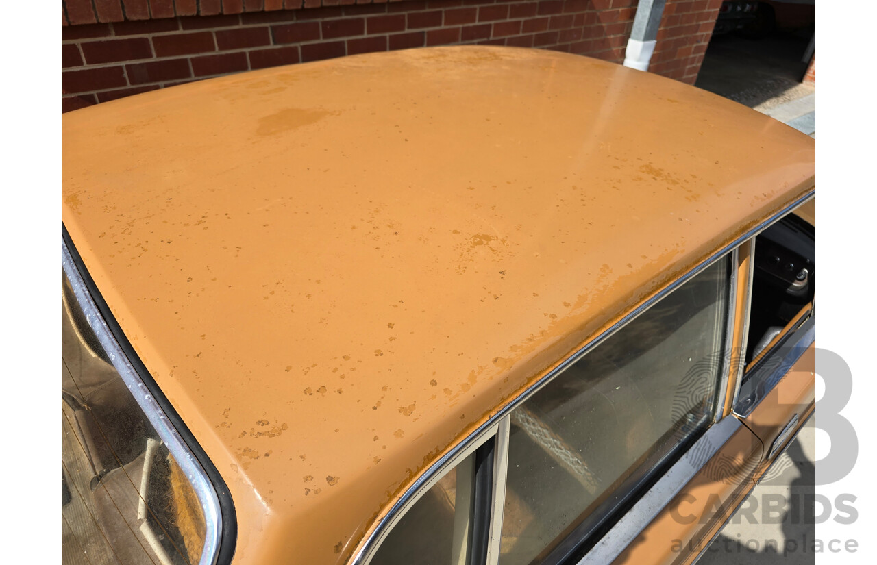 3/1972 Volvo 164E 4d Sedan Orange 3.0L