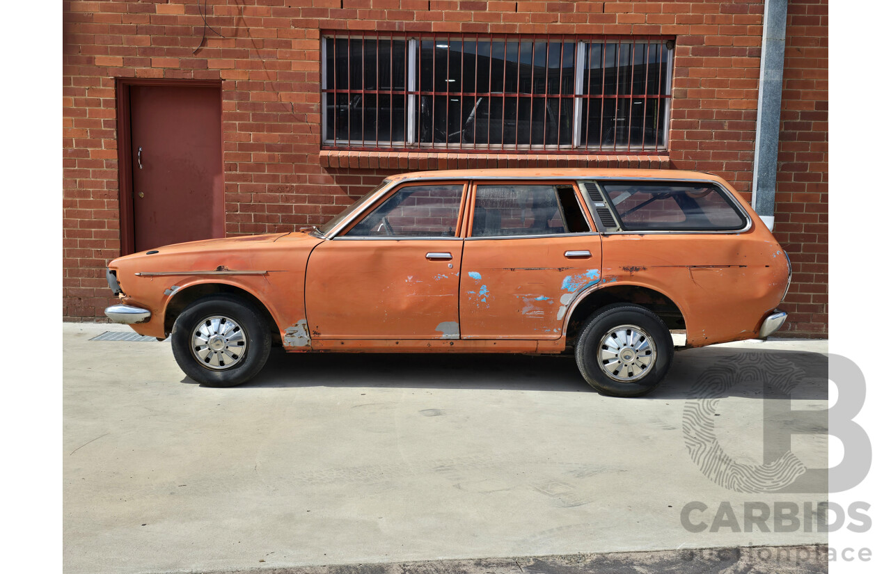 7/1974 Datsun 180B GX P610 4d Wagon Orange 1.8L