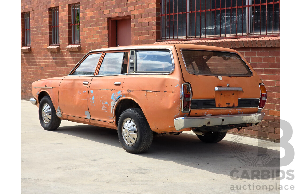 7/1974 Datsun 180B GX P610 4d Wagon Orange 1.8L