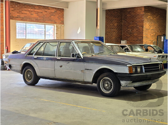 12/1981 Ford ZJ Fairlane 4d Sedan Blue / Silver V8 4.9L