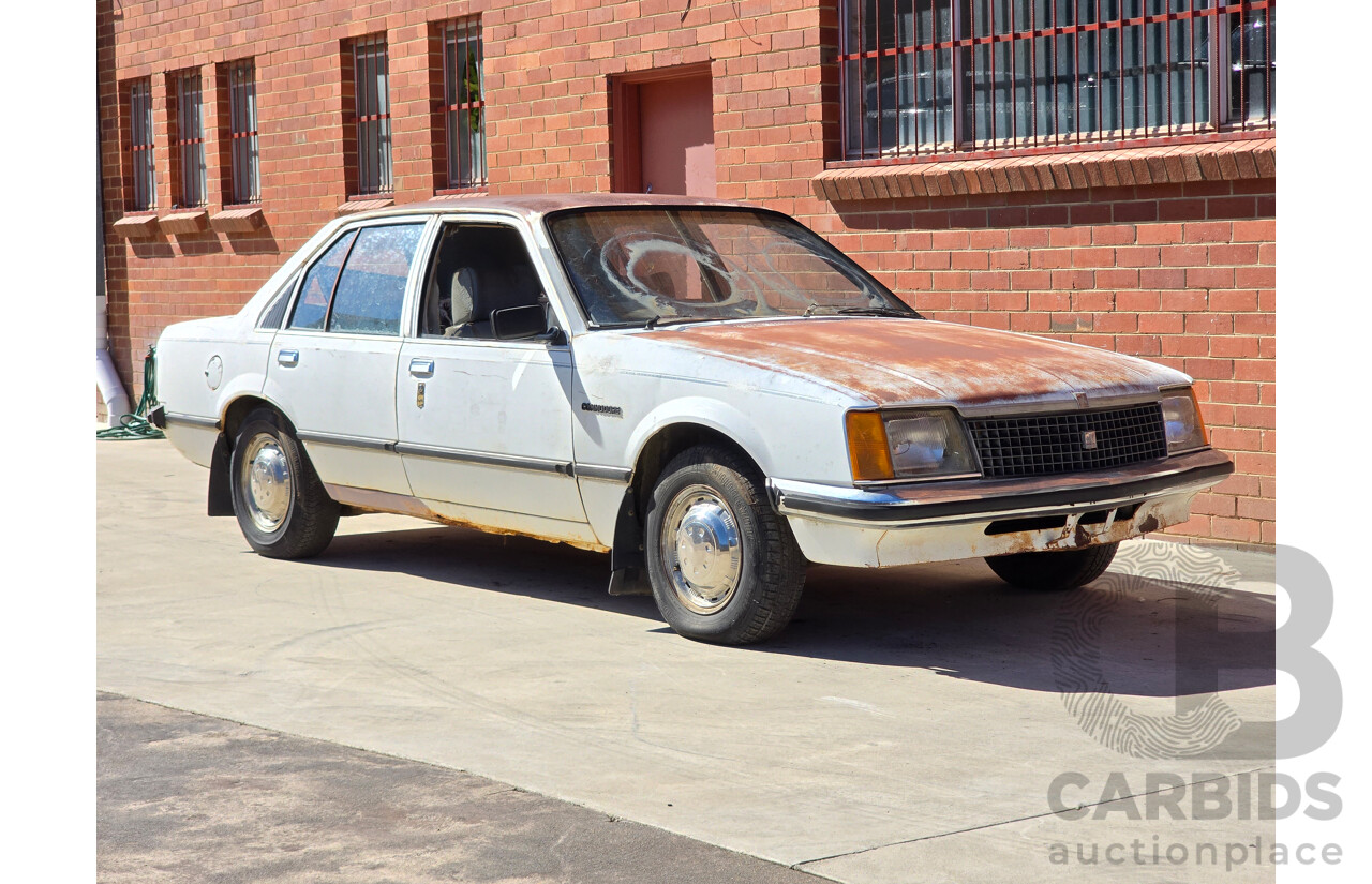 6/1979 Holden VB Commodore 4d Sedan White 3.3L