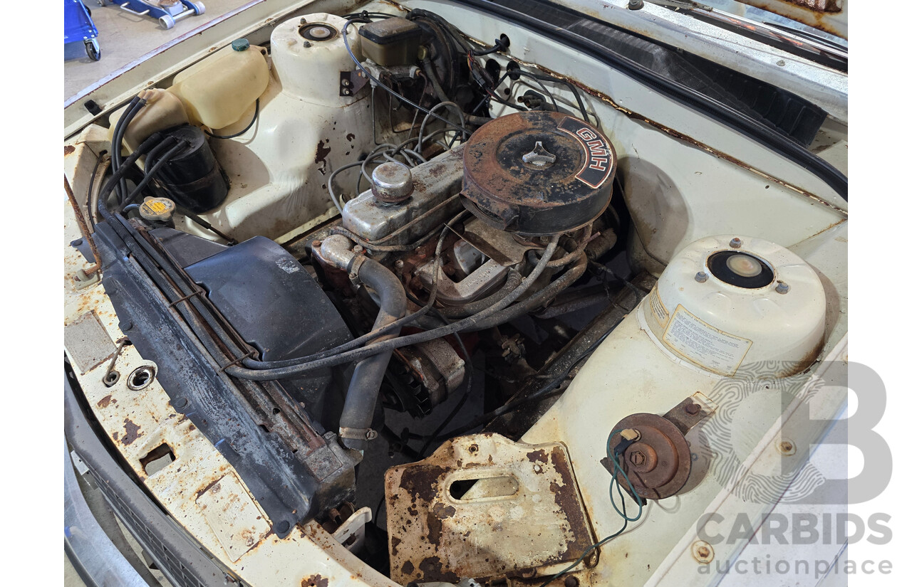 6/1979 Holden VB Commodore 4d Sedan White 3.3L