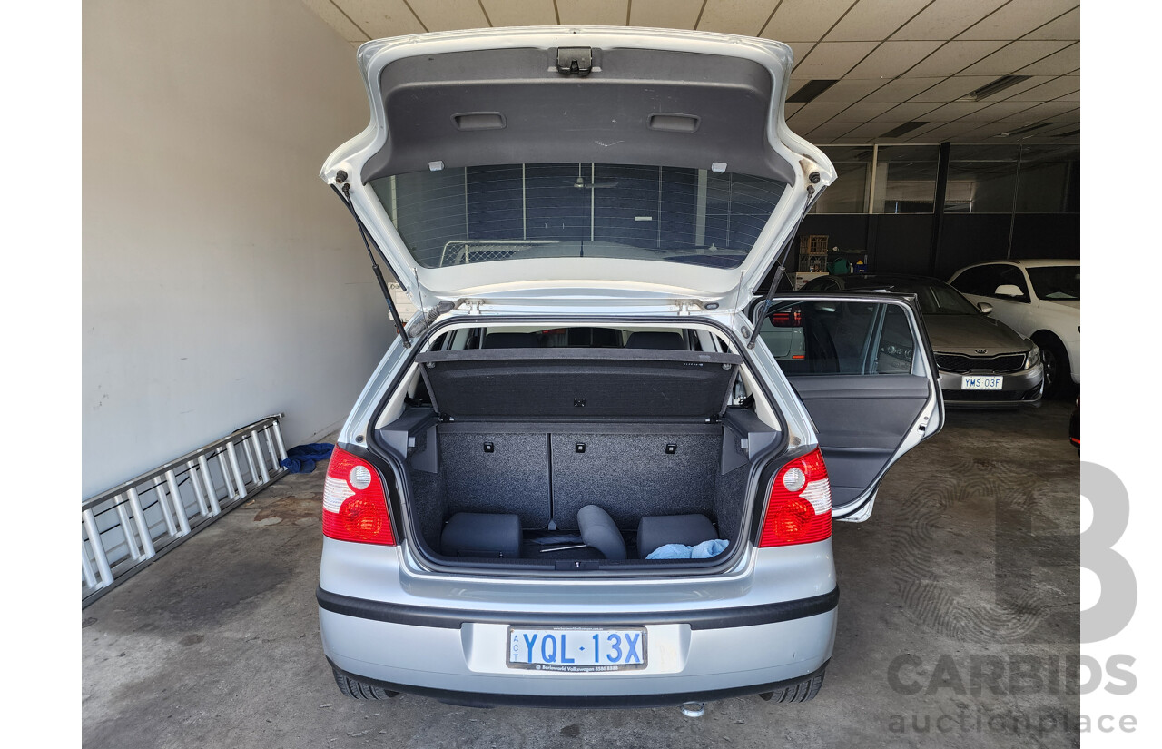 1/2005 Volkswagen Polo Match 9N 5d Hatchback Silver 1.4L