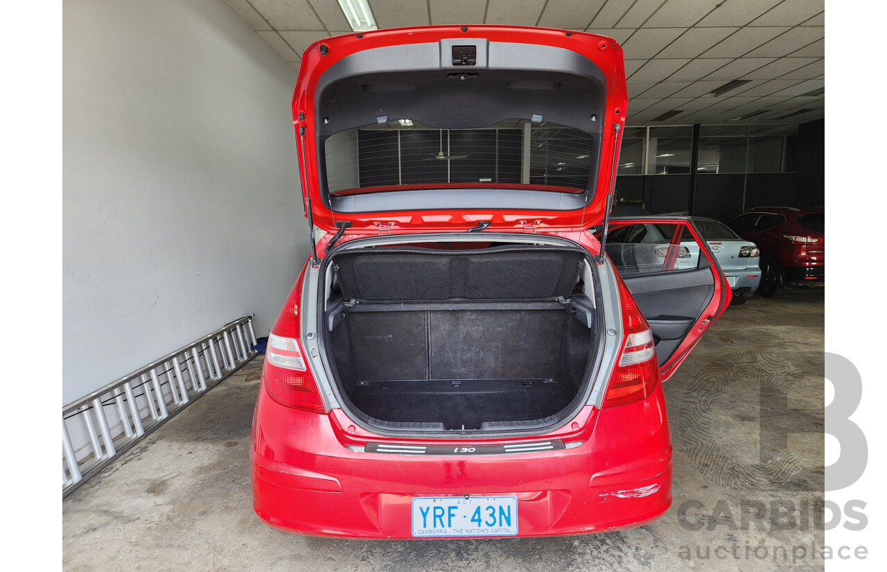 3/2012 Hyundai i30 SX FD MY12 5d Hatchback Red 2.0L