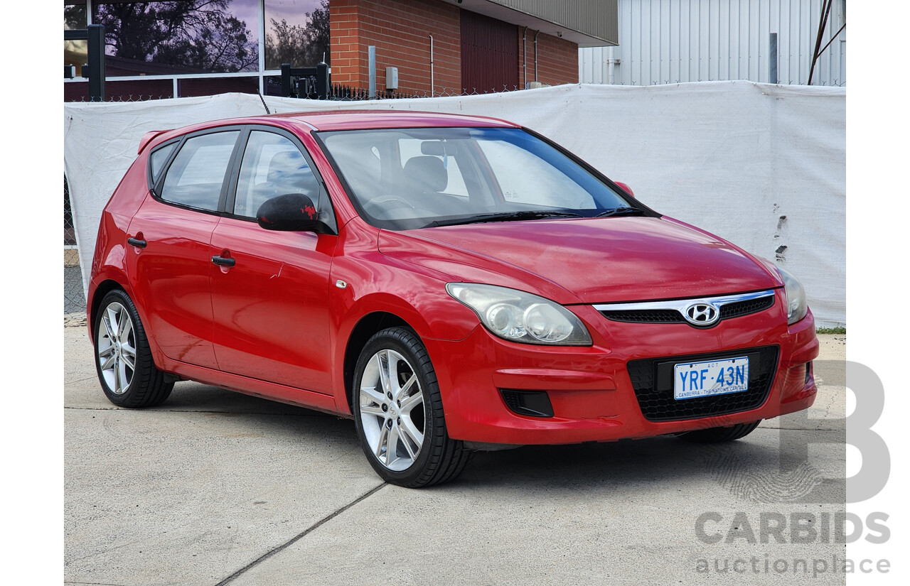 3/2012 Hyundai i30 SX FD MY12 5d Hatchback Red 2.0L