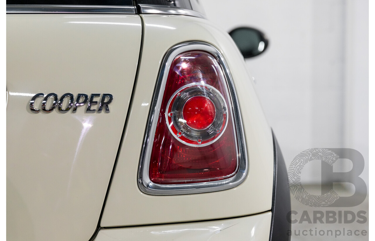 7/2011 Mini Cooper Chilli R56 MY11 2d Hatchback Pepper White 1.6L