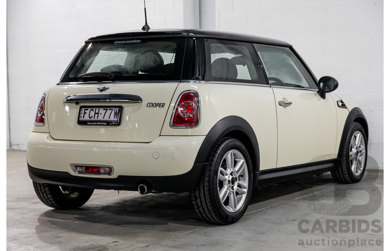 7/2011 Mini Cooper Chilli R56 MY11 2d Hatchback Pepper White 1.6L