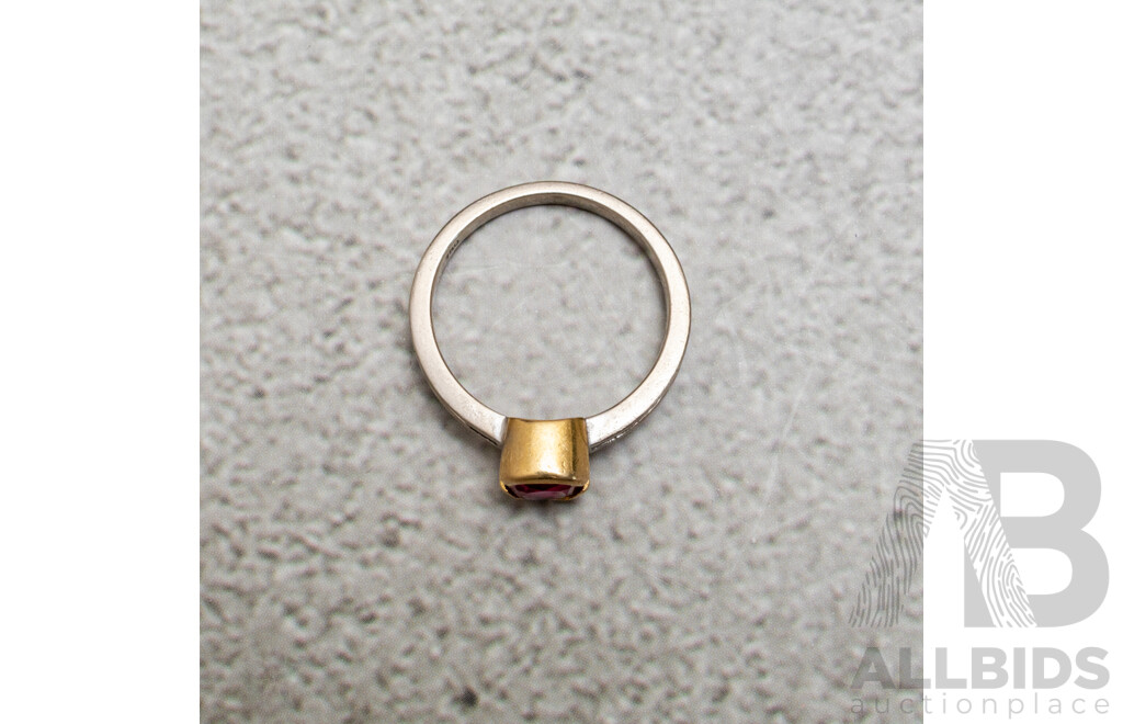18ct Bespoke Tajikistan Ruby (Natural Untreated) Ring, R1.58CT, Size Q, 5.03 Grams