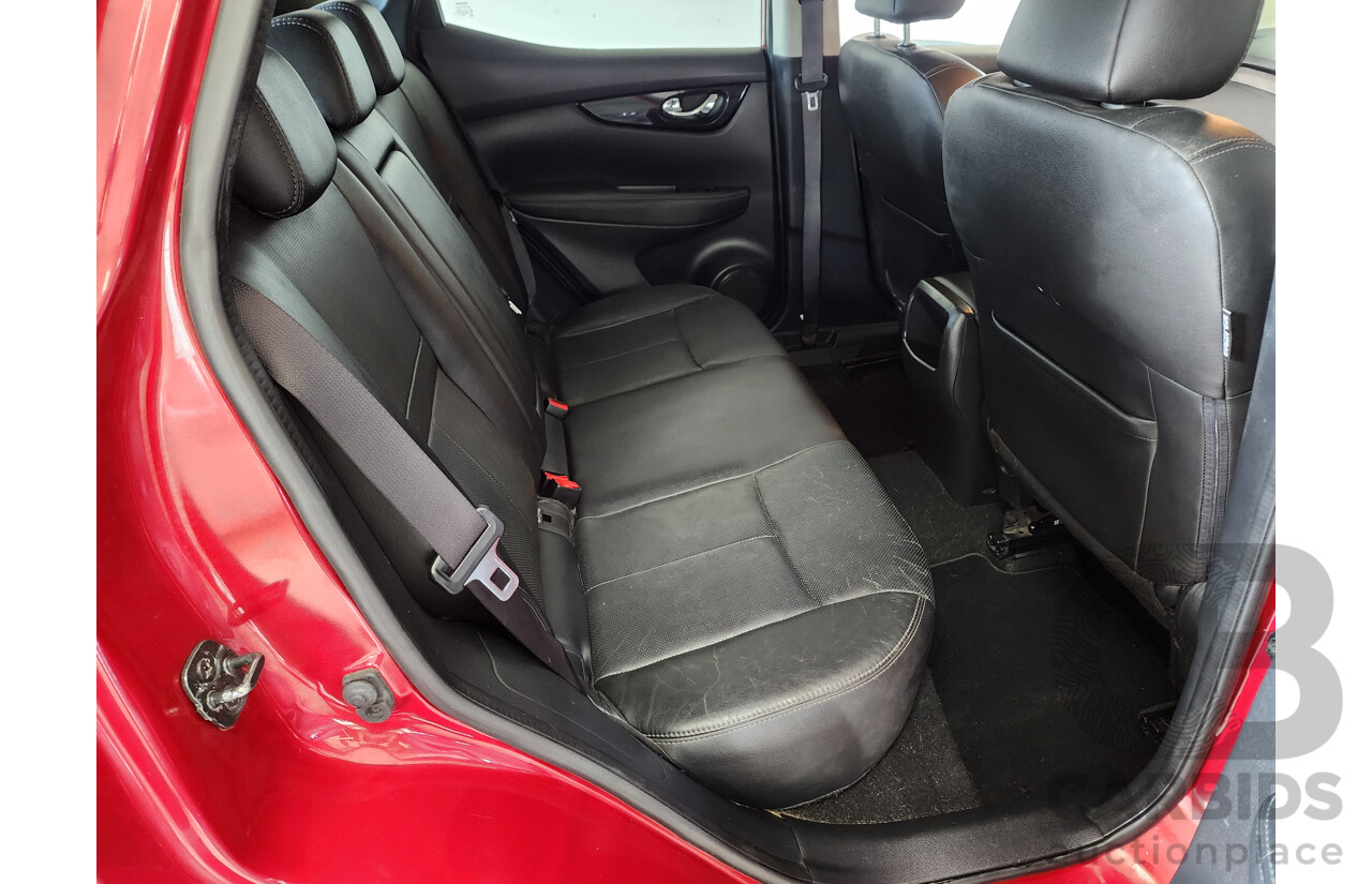 10/2014 Nissan Qashqai TL J11 4d Wagon Red 1.6L