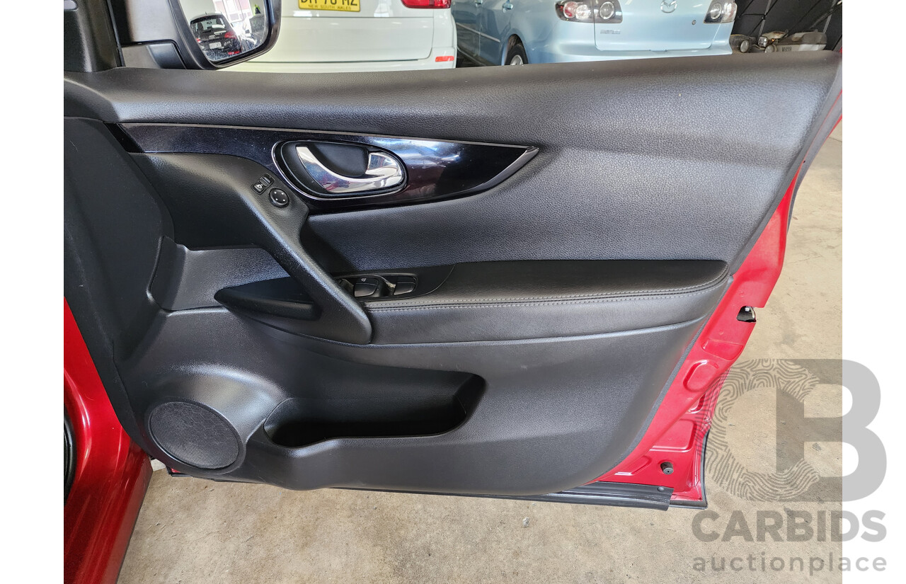 10/2014 Nissan Qashqai TL J11 4d Wagon Red 1.6L