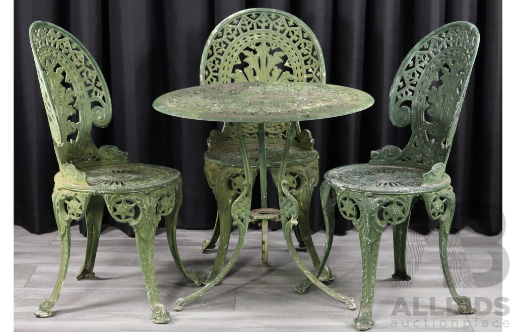 Vintage Four Piece Outdoor Cast Alloy Dining Suite