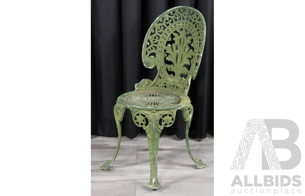 Vintage Four Piece Outdoor Cast Alloy Dining Suite