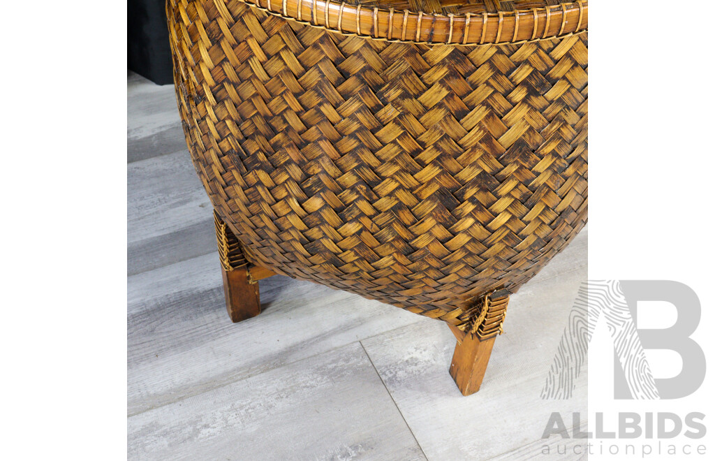 Large Lidded Finely Woven Basket